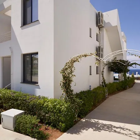 2 Bedroom Luxury By The *