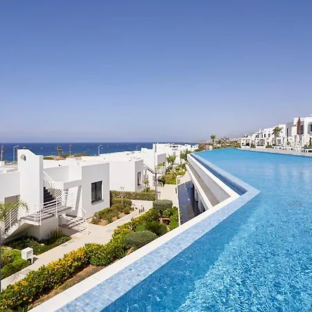 Apartment 2 Bedroom Luxury By The *